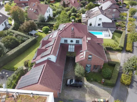 Einfamilienhaus mit Pool - Haus kaufen in Baunatal - Immobilie mit großer Photovoltaik- und Speicheranlage