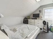 Schlafzimmer OG I