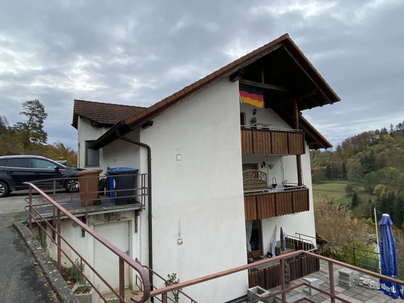 Haus - Wohnung kaufen in Horb am Neckar - Große, vermietete 4-Zimmer-Wohnung in Horb-Rexingen