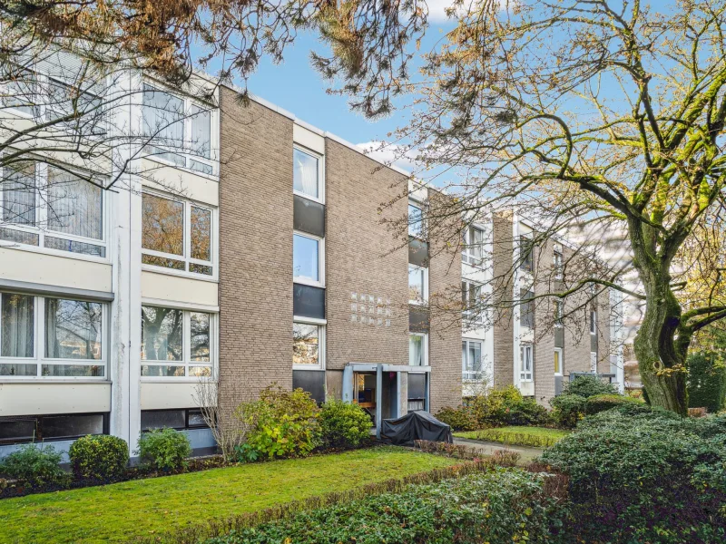 Titelbild - Wohnung kaufen in Düsseldorf - Perfekt aufgeteilte 3-Zimmer-Wohnung im grünen Düsseldorf-Mörsenbroich