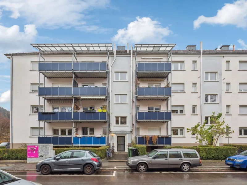 Ansicht - Wohnung kaufen in Freiburg im Breisgau - Vermietete 2,5-Zimmer-Penthousewohnung in traumhafter Lage in Freiburg-Oberau
