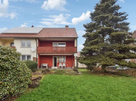 Garten-Terrasse - Haus kaufen in Arzberg - Doppelhaushälfte in Arzberg