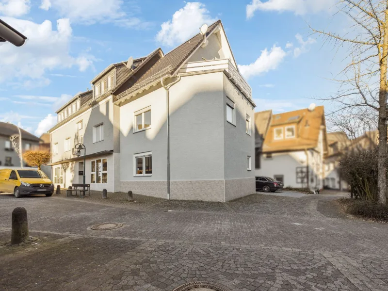 Titelbild - Haus kaufen in Breckerfeld - Saniertes Einfamilienhaus in zentraler Lage von Breckerfeld