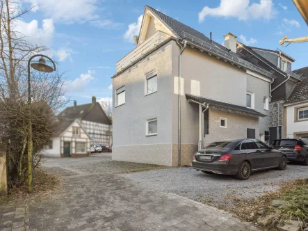 Ansicht - Haus kaufen in Breckerfeld - Saniertes Einfamilienhaus in zentraler Lage von Breckerfeld