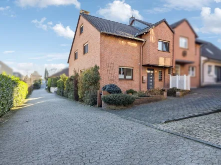 Außenaufnahme - Haus kaufen in Bochum - Tolle Doppelhaushälfte für die junge Familie in ruhiger Lage von Oberdahlhausen