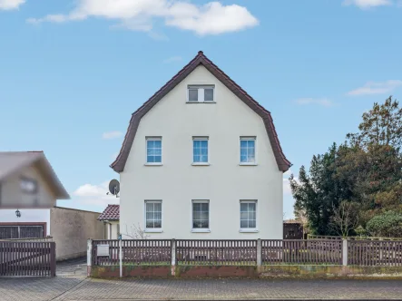 Titelbild - Haus kaufen in Grimma - Tolles Einfamilienhaus mit großem Garten und vielfältigen Möglichkeiten in Nerchau bei Grimma