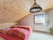 Schlafzimmer DG