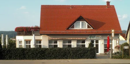 Straßenansicht - Haus kaufen in Dresden - Gepflegtes Wohn- und Geschäftshaus mit vielfältigen Nutzungsmöglichkeiten in Dresden Leuben 