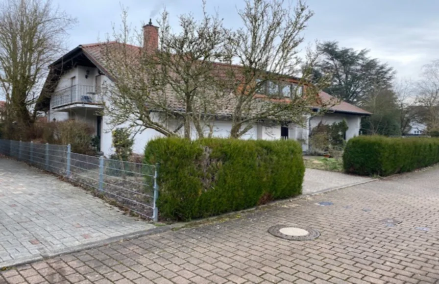 Titelbild - Haus kaufen in Neunkirchen - Sehr schönes freistehendes Einfamilienhaus in Neunkirchen-OT