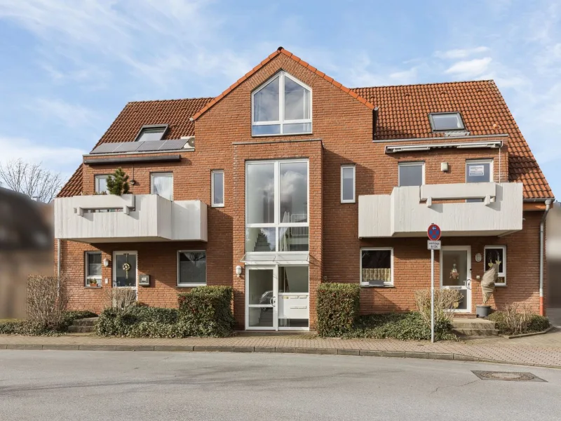 Frontansicht - Wohnung kaufen in Bottrop - Moderne 4-Zimmer-Maisonettewohnung mit Balkon und Garage in Bottrop-Vonderort 