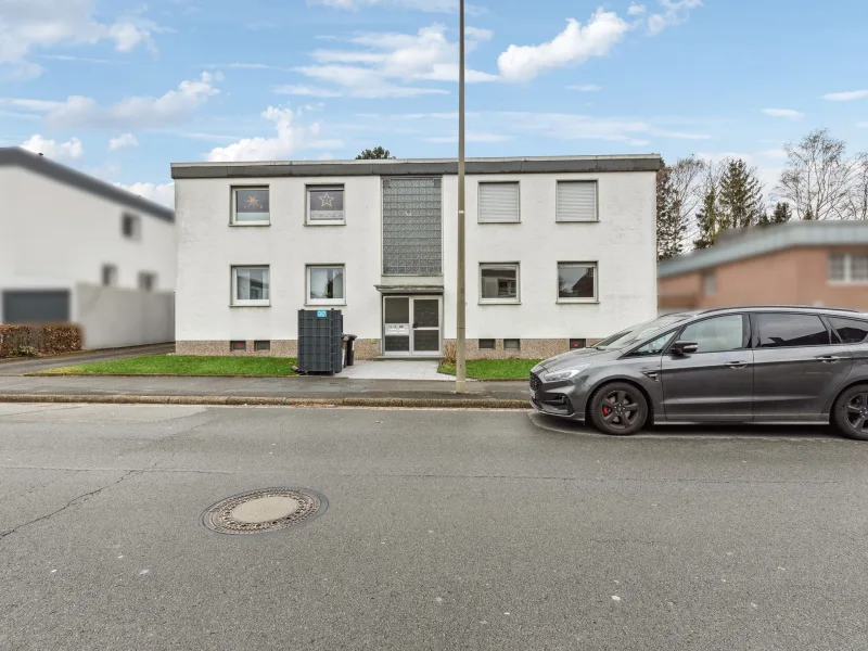 Hausansicht - Wohnung kaufen in Dortmund - Gut geschnittene, ca. 84 m² große Dreizimmerwohnung in der Aplerbecker Mark – sofort verfügbar