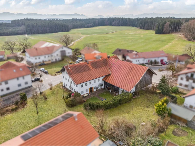 Ansicht  - Haus kaufen in Höslwang - Liebhaber aufgepasst!! Einzigartiges Bauernhaus mit viel Potential in toller Lage von Höslwang