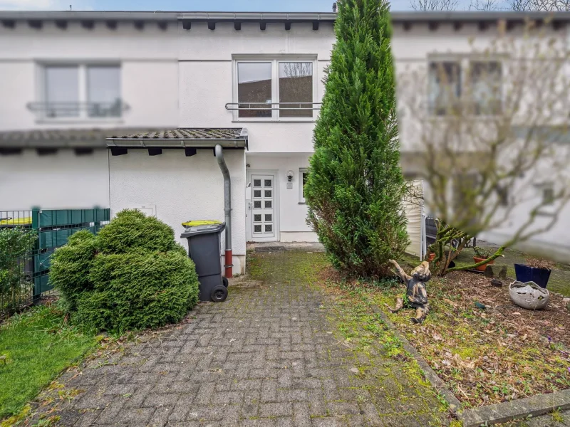 Frontansicht  - Haus kaufen in Wuppertal - Gemütliches Reihenmittenhaus in Wuppertal Barmen-Wichlinghausen