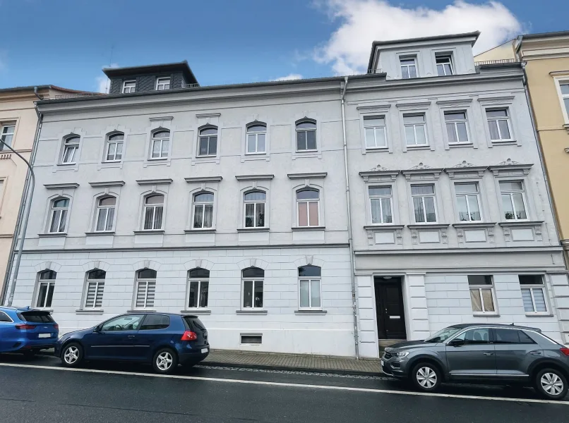 Titelbild - Wohnung kaufen in Döbeln - Gemütliche 2-Zimmer-Wohnung mit Balkon in zentraler Lage von Döbeln
