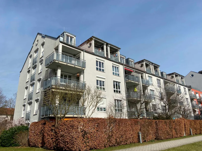 Ansicht - Wohnung kaufen in Freising - Vermietete 2,5-Zimmer-Wohnung in ruhiger Lage von Freising-Lerchenfeld