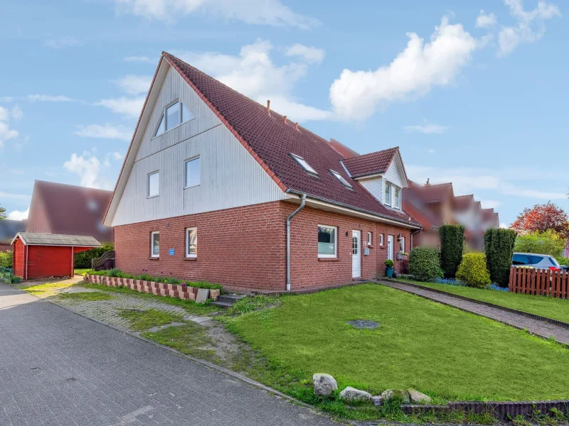 Titelbild - Haus kaufen in Eckernförde - Großzügiges Reihenendhaus in Eckernförde