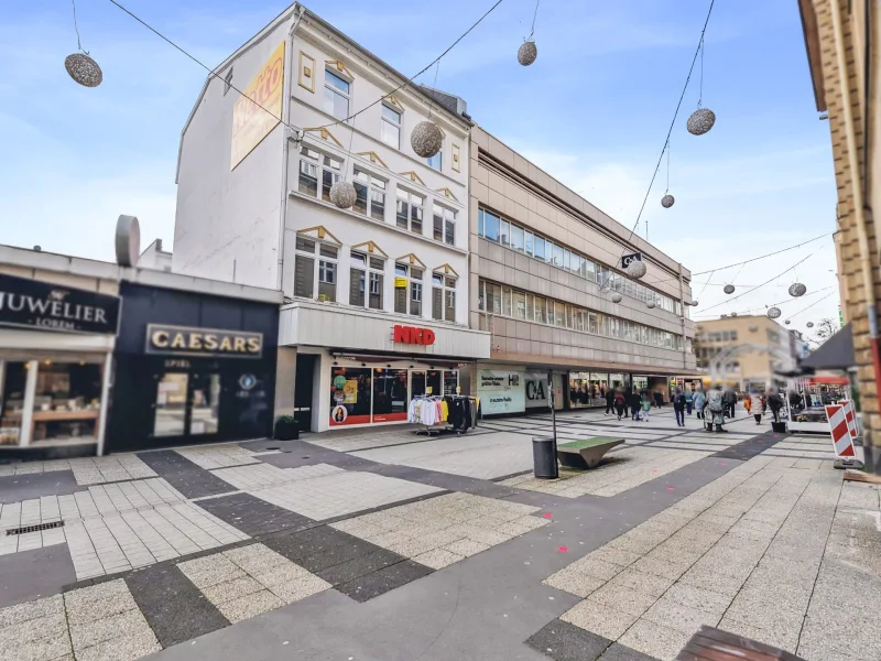 Außenansicht - Zinshaus/Renditeobjekt kaufen in Wuppertal - Mehrfamilienhaus mit Gewerbe liegt in der Einkaufsmeile von Wuppertal-Barmen