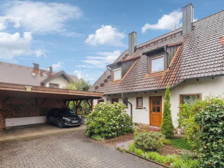 Ansicht - Haus kaufen in Rednitzhembach - Helle, gepflegte Doppelhaushälfte in Rednitzhembach
