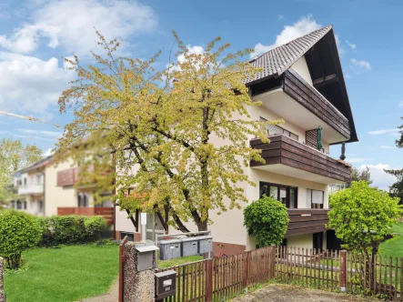 Ansicht - Wohnung kaufen in Nürnberg - Schöne, helle 2-Zimmer-DG-Wohnung zur Eigennutzung oder Kapitalanlage in Nbg-Reichelsdorf
