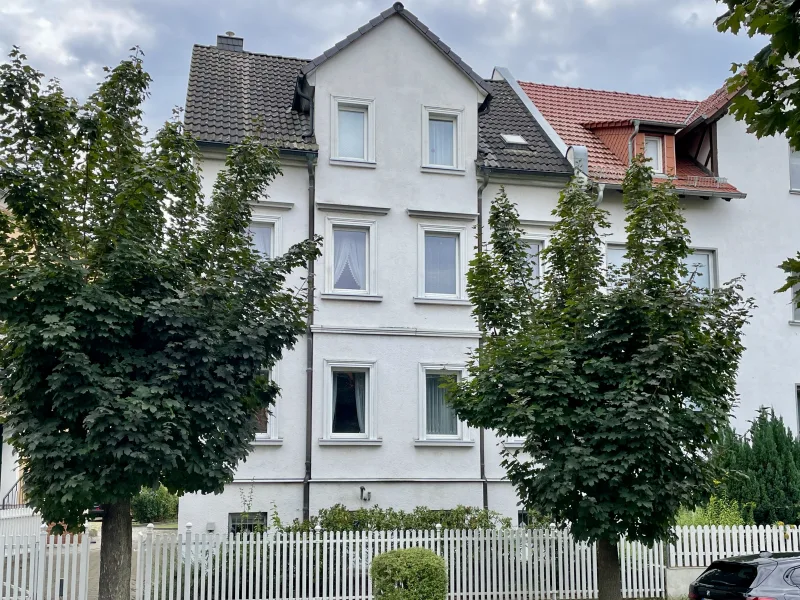 Hausansicht - Haus kaufen in Lucka - Charmantes Haus in Lucka sofort bezugsfertig!