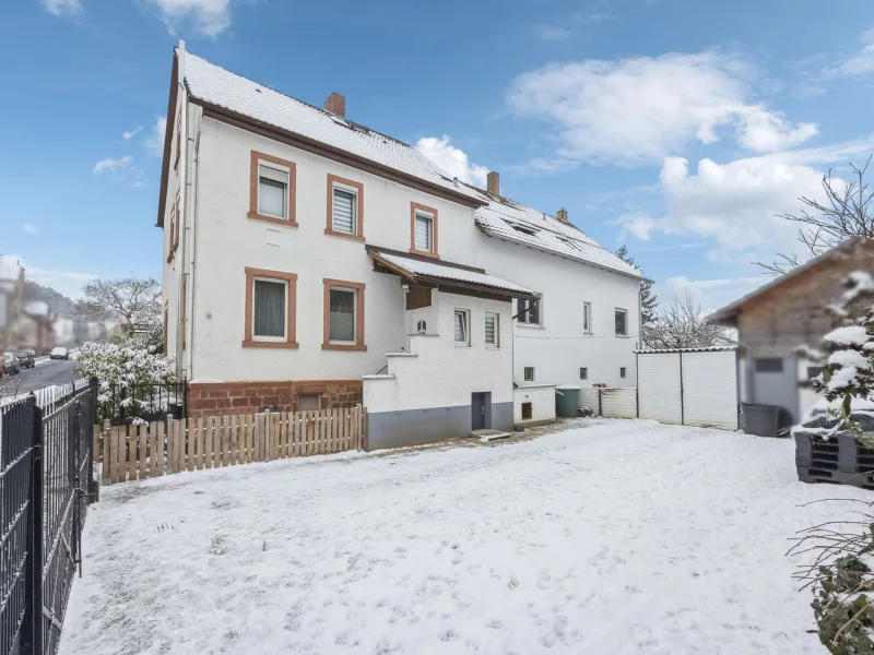 Titelbild - Haus kaufen in Gelnhausen - Charmantes Backsteinhaus in saniertem Zustand in Gelnhausen-Meerholz