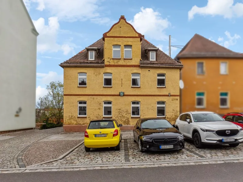 Außenansicht - 1 - Haus kaufen in Osterfeld - Renovierungsbedürftiges Wohnhaus in Innenstadtlage von Osterfeld