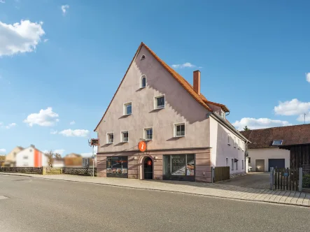 Titel - Haus kaufen in Pyrbaum Seligenporten - Attraktive Kapitalanlage! Zweifamilienhaus mit Gewerbeeinheit in Pyrbaum - Seligenporten  