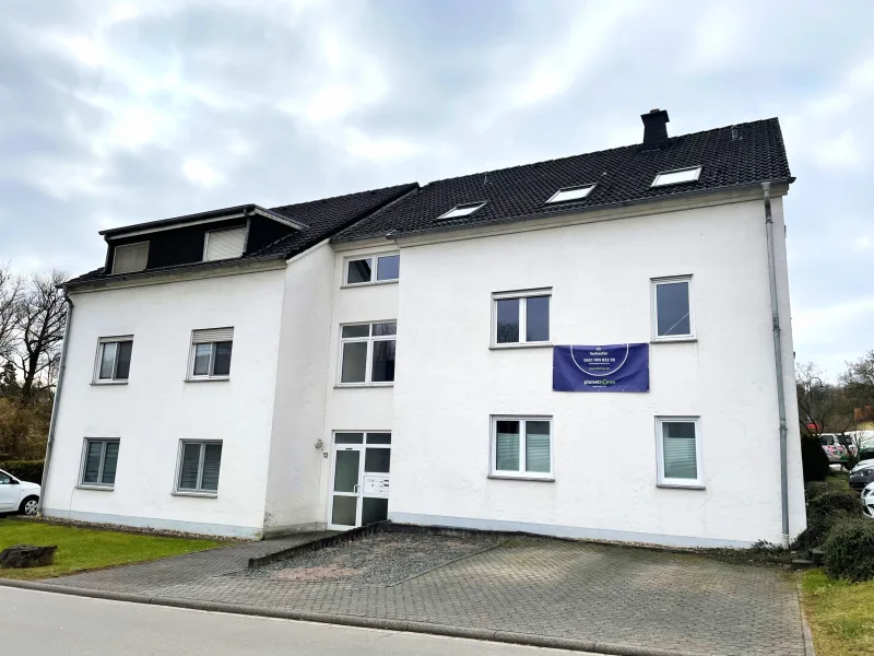 Titelbild - Wohnung kaufen in Trierweiler - Frühlingserwachen in Trierweiler - Ihre neue, großzügige 4-ZKB-Eigentumswohnung mit Balkon