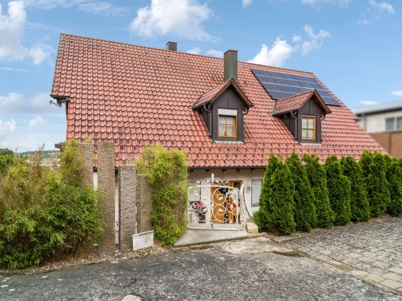 Ansicht oben - Haus kaufen in Hohentengen - Charmante Doppelhaushälfte in Hohentengen