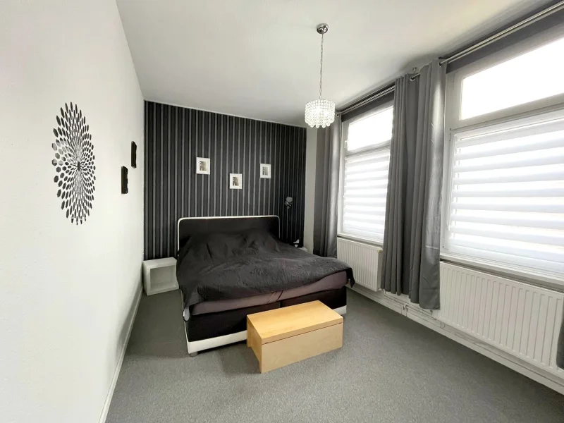 Schlafzimmer 4