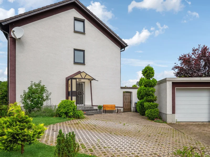 Titelbild - Wohnung kaufen in Castrop-Rauxel - Sehr gepflegte 3-Zimmer-Wohnung mit ca. 93 m² in Castrop-Henrichenburg