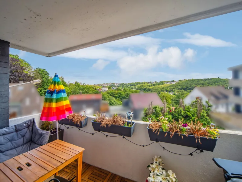 Titelbild - Wohnung kaufen in Remscheid - toll geschnittene 3-Zimmer-Wohnung mit Garage in Remscheid