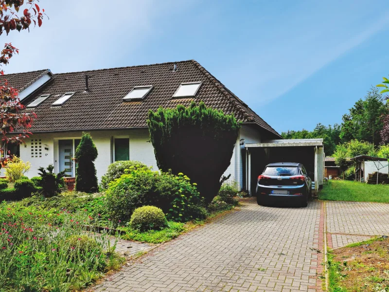 Titel - Haus kaufen in Dötlingen - Wunderschön gelegene Doppelhaushälfte mit traumhaftem Blick in Dötlingen-Vossberg!