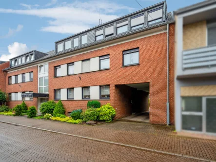 Frontansicht - Wohnung kaufen in Kempen - Schöne, ca. 70 m² große 2-Zimmer-Erdgeschosswohnung mit Loggia in Kempen-Tönisberg