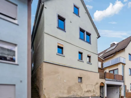 Titel - Haus kaufen in Weibersbrunn - Schnäppchen im Spessart - Einfamilienhaus mit Potential - Weibersbrunn