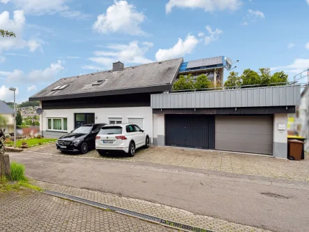 Hausansicht - Wohnung kaufen in St Georgen - 2-Zimmer-Wohnung mit Aussicht in St. Georgen