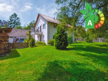 Rückansicht - Haus kaufen in Murrhardt - Außergewöhnliches Einfamilienhaus in Murrhardt - nicht nur für Naturliebhaber