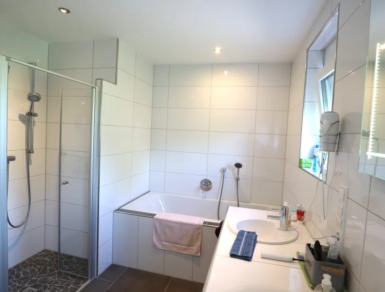 Badezimmer 2 OG