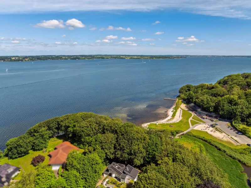 Strand und Außenförde