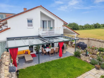 Gebäudeansicht - Haus kaufen in Gensingen - Für alle, die das Besondere suchen. Modernisiertes Einfamilienhaus in Feldrandlage von Gensingen