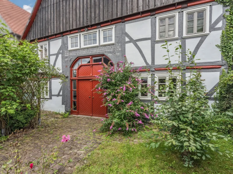 Hausansicht - Haus kaufen in Trendelburg - Historisches Fachwerkhaus von ca. 1803 in Trendelburg