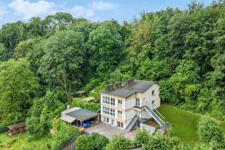 Außenansicht - Haus kaufen in Bornheim - Modernes und energetisch hochwertig saniertes Wohnhaus mit Doppel-Carport in Bornheim-Roisdorf