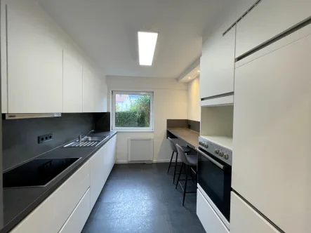 Titelbild - Wohnung kaufen in Lichtenstein - 3-Zimmer-Erdgeschosswohnung in Lichtenstein mit überdachter Terrasse – Ihr Neues Zuhause!