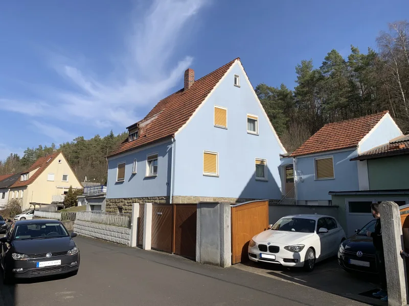 Ansicht - Haus kaufen in Güntersleben - Einfamilienhaus in Güntersleben