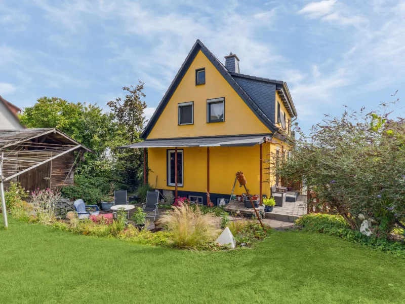 Titel - Haus kaufen in Arnsberg - Schönes Einfamilienhaus mit vielen Extras und Platz für die ganze Familie in Arnsberg 