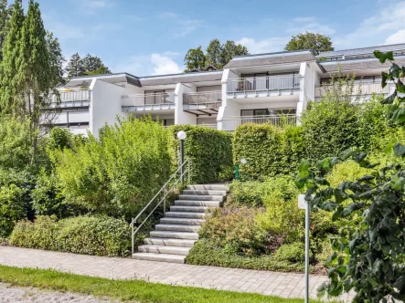 Frontansicht - Wohnung kaufen in Schäftlarn - Charmantes 1-Zimmer-Apartment mit großer Terrasse in Schäftlarn