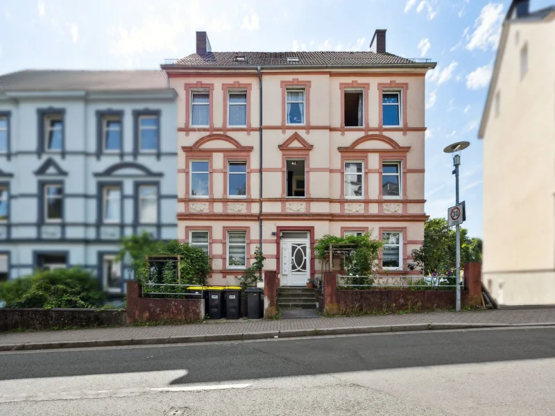 Hausansicht I - Haus kaufen in Lüdenscheid - Attraktives Mehrfamilienhaus in zentraler Lage von Lüdenscheid