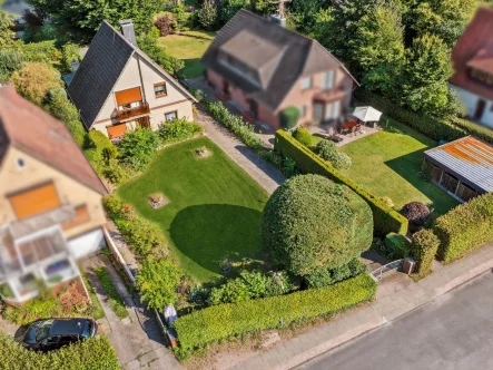 Luftaufnahme 1 - Grundstück kaufen in Hamburg - Tolle Gelegenheit - Attraktives Baugrundstück in beliebter Lage von Hamburg-Niendorf