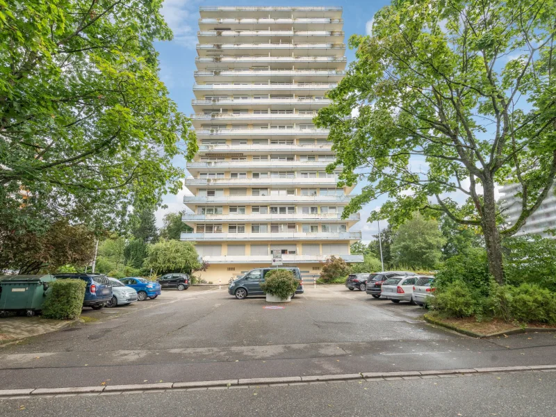 Hausansicht - Wohnung kaufen in Lahr - Tolle 3-Zimmer-Wohnung mit Aussicht in Lahr