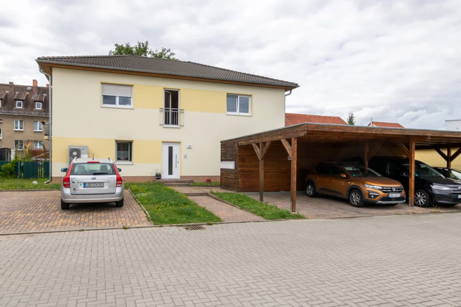 Titelbild - Haus kaufen in Mittenwalde - Kapitalanlage mit Potential! Vollvermietetes MFH mit 4 Einheiten in guter Lage von Mittenwalde